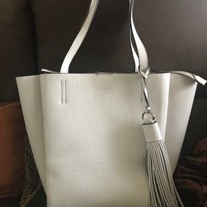 Vince Camuto Handbag!